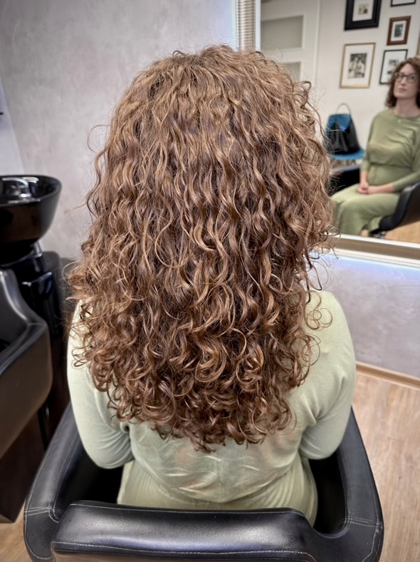 Curly hair decorative element